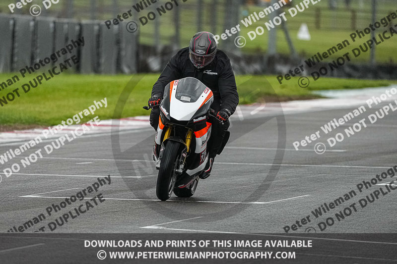 donington no limits trackday;donington park photographs;donington trackday photographs;estoril;event digital images;motorbikes;no limits;no limits trackdays;peter wileman photography;portugal;trackday;trackday digital images;trackday photos